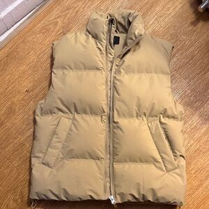 H&M Men's Puffer Vest in Beige